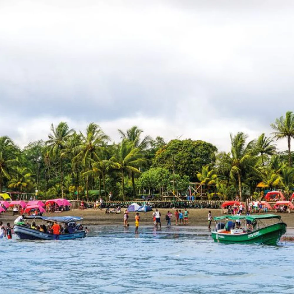 pianguita-playa-3-disfruta-buenaventura-Pacifico-colombiano